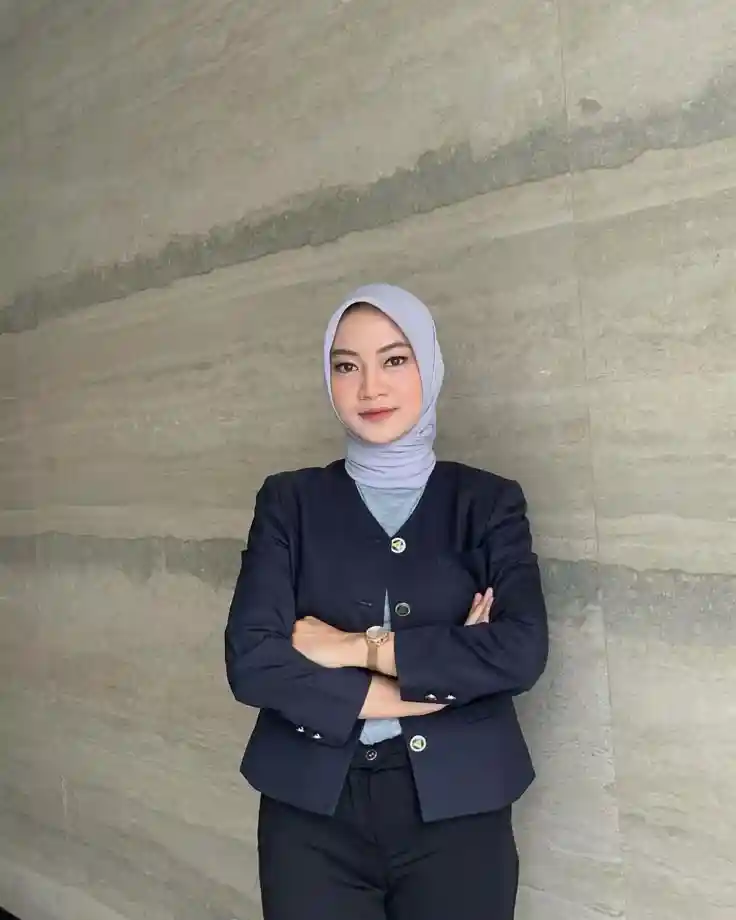 Ayu - Traveller & Blogger